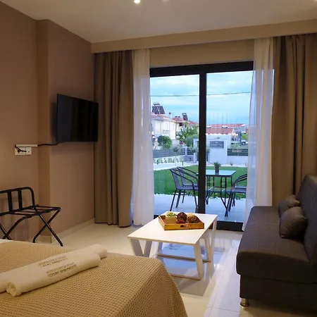 Sithonian Sunset Luxury Aparthotel 3*
